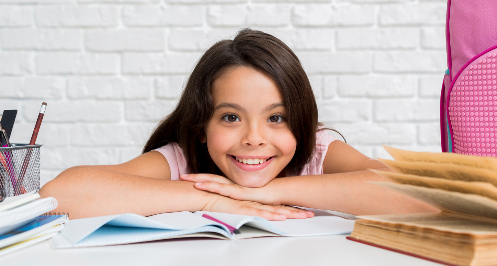 Happy Student at Mati Talent Institute, the Best Online School for Elementary Education