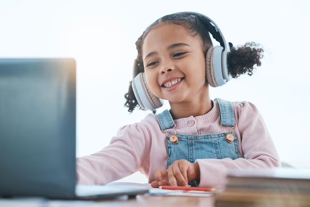 Personalized 1:1 Tutoring for Online Kindergarten Students - Certified Teachers
